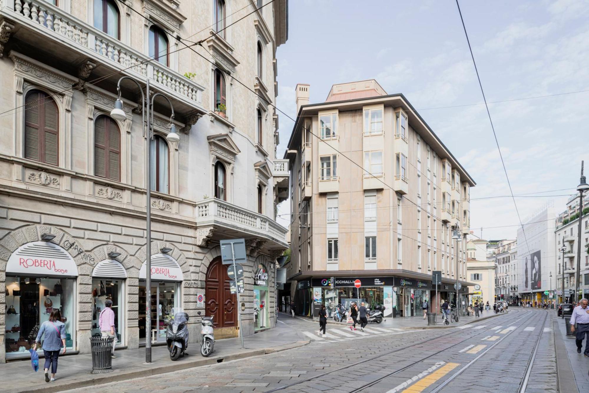 شقة Easylife - Accogliente Monolocale In Via Torino, Posizione Perfetta Per Scoprire La Citta ميلان المظهر الخارجي الصورة